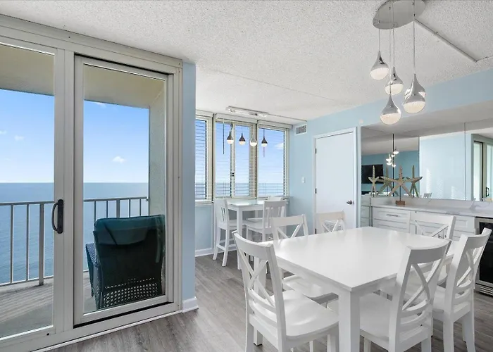 Quay-upgraded Ocean Front 3 Bedroom With Indoor & Outdoor Pools! Ferienhaus