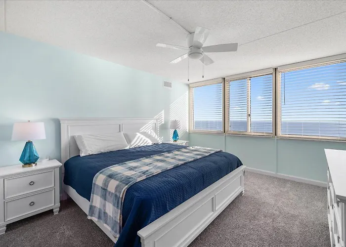 Quay-upgraded Ocean Front 3 Bedroom With Indoor & Outdoor Pools! Ocean Stadt