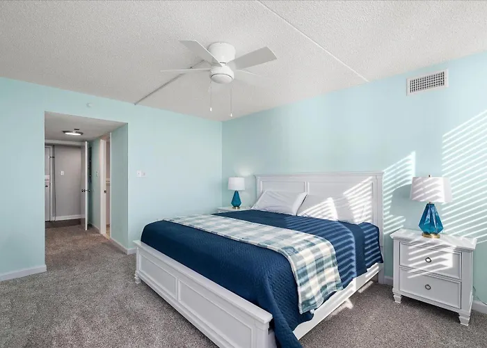 Quay-upgraded Ocean Front 3 Bedroom With Indoor & Outdoor Pools! *